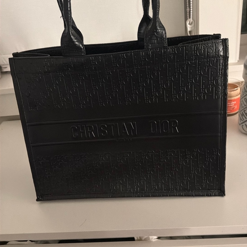 Dior all black so so cute